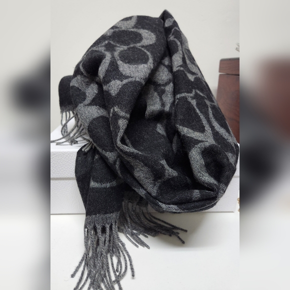 COACH Wool/Cashmere Scarf UNISEX NWOT - Picture 2 of 15